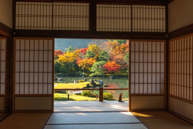 Shakkei: The Japanese Art of Borrowing Scenery in Garden Design